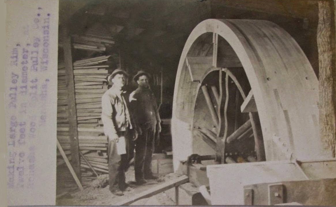 MENASHA Wood Split Pulley