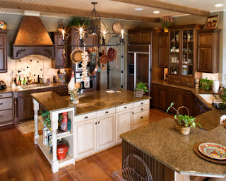 Italian Kitchen Cabinets for American Kitchen