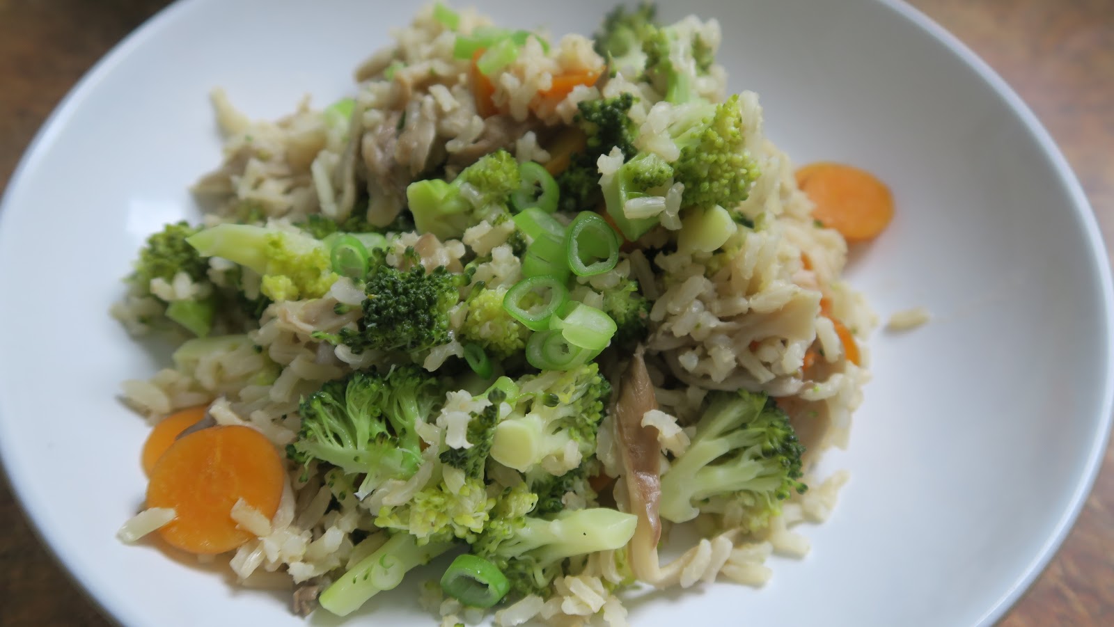 Freezable Broccoli, Mushroom and Cashew Rice