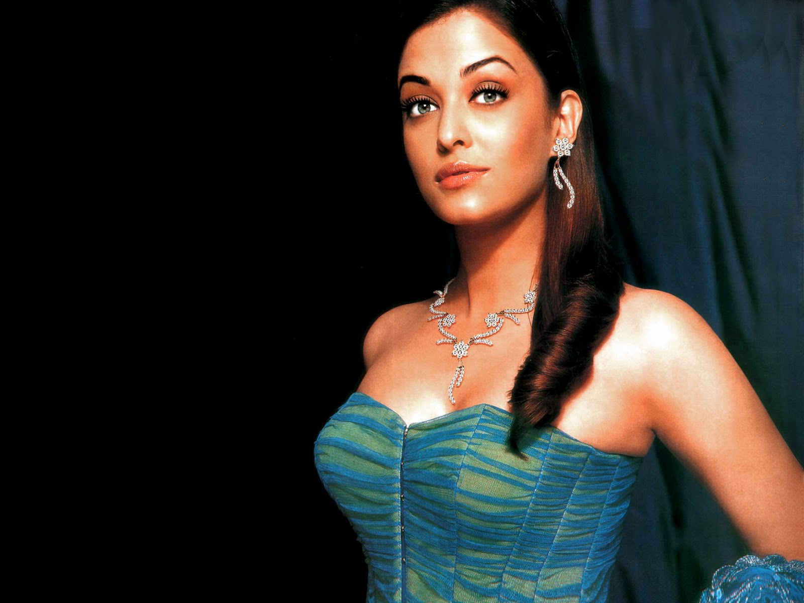 All Actress Photo Gallery Aishwarya Rai Sexy Photo-9271