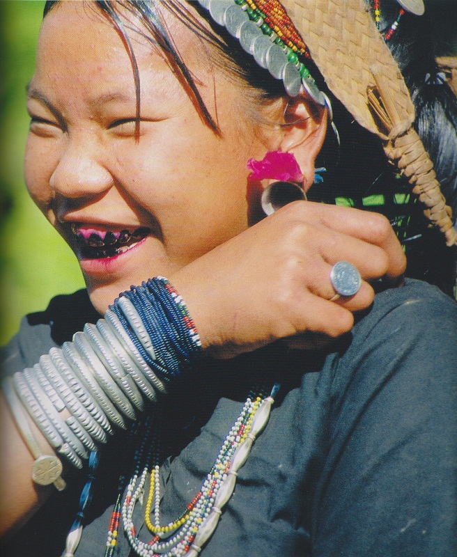 Чернение зубов в японии Чернение зубов в японии