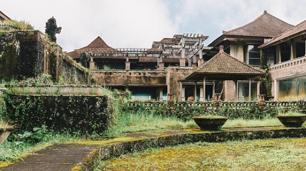 Misteri Palace Hotel di Bali Setelah 20 Tahun Tidak Beroperasi