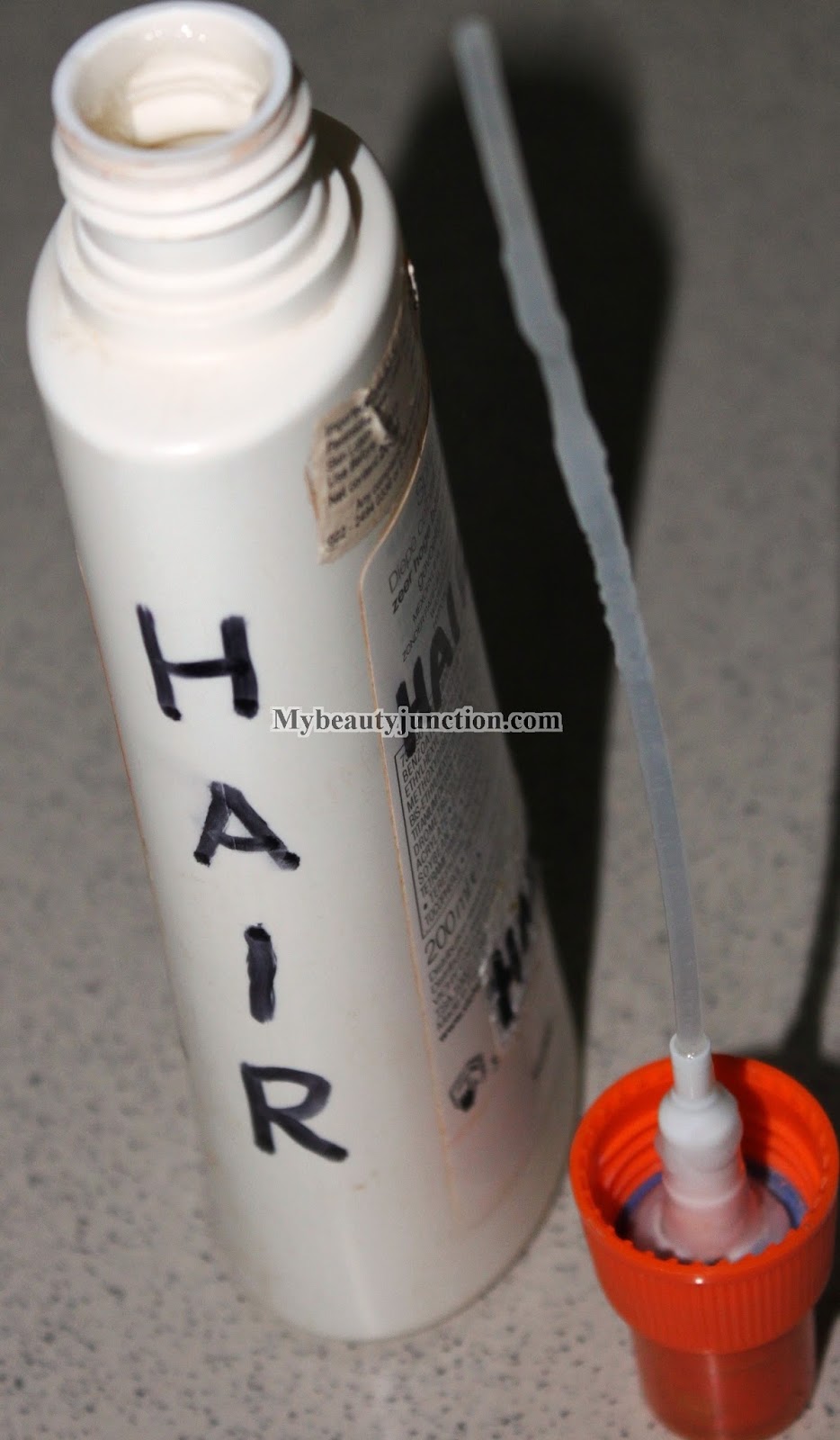 How to make your own leave-in conditioner hair spray