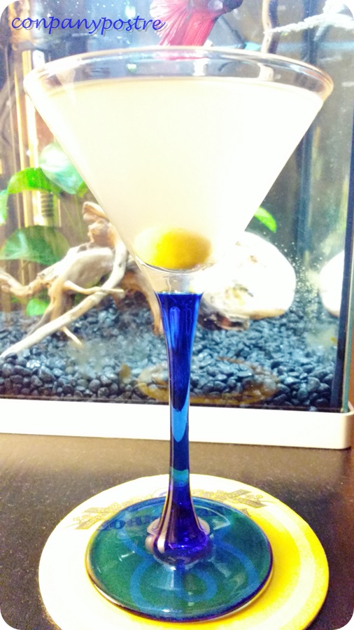 Con pan y postre Dirty vodka martini / Vodka martini sucio