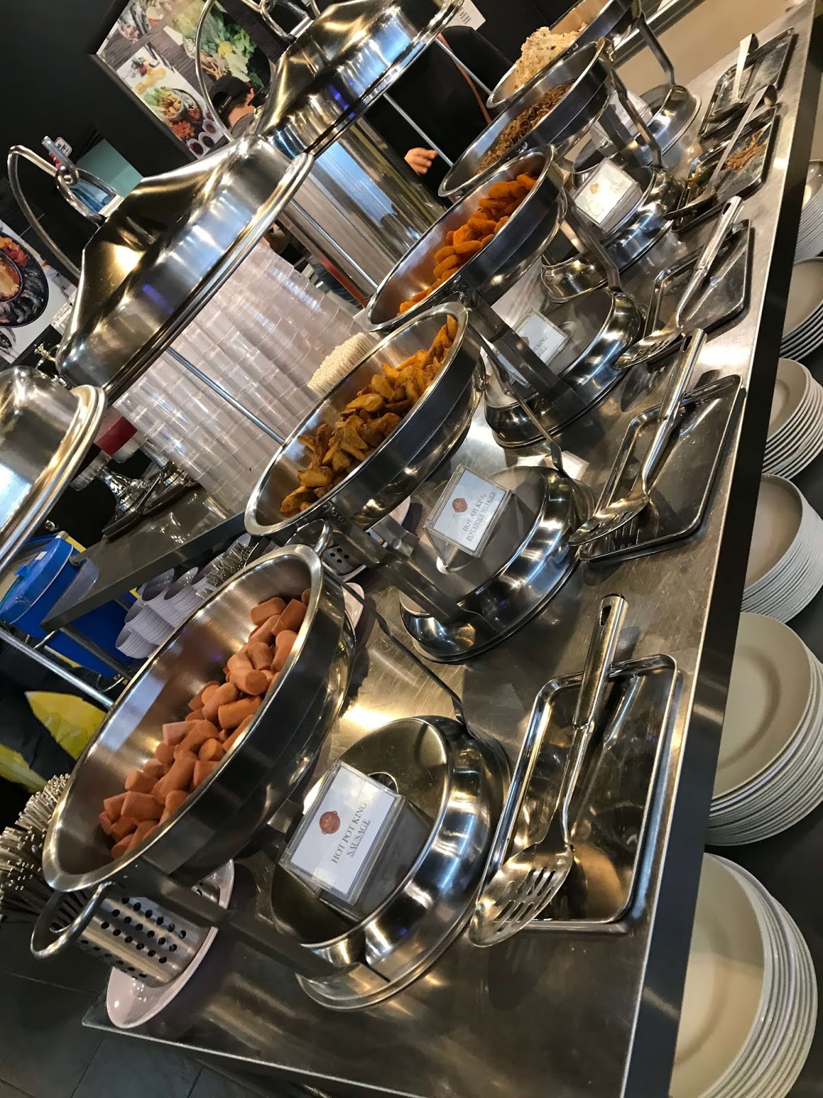 Makan Steamboat & Grill di Restoran Hot Pot King KL