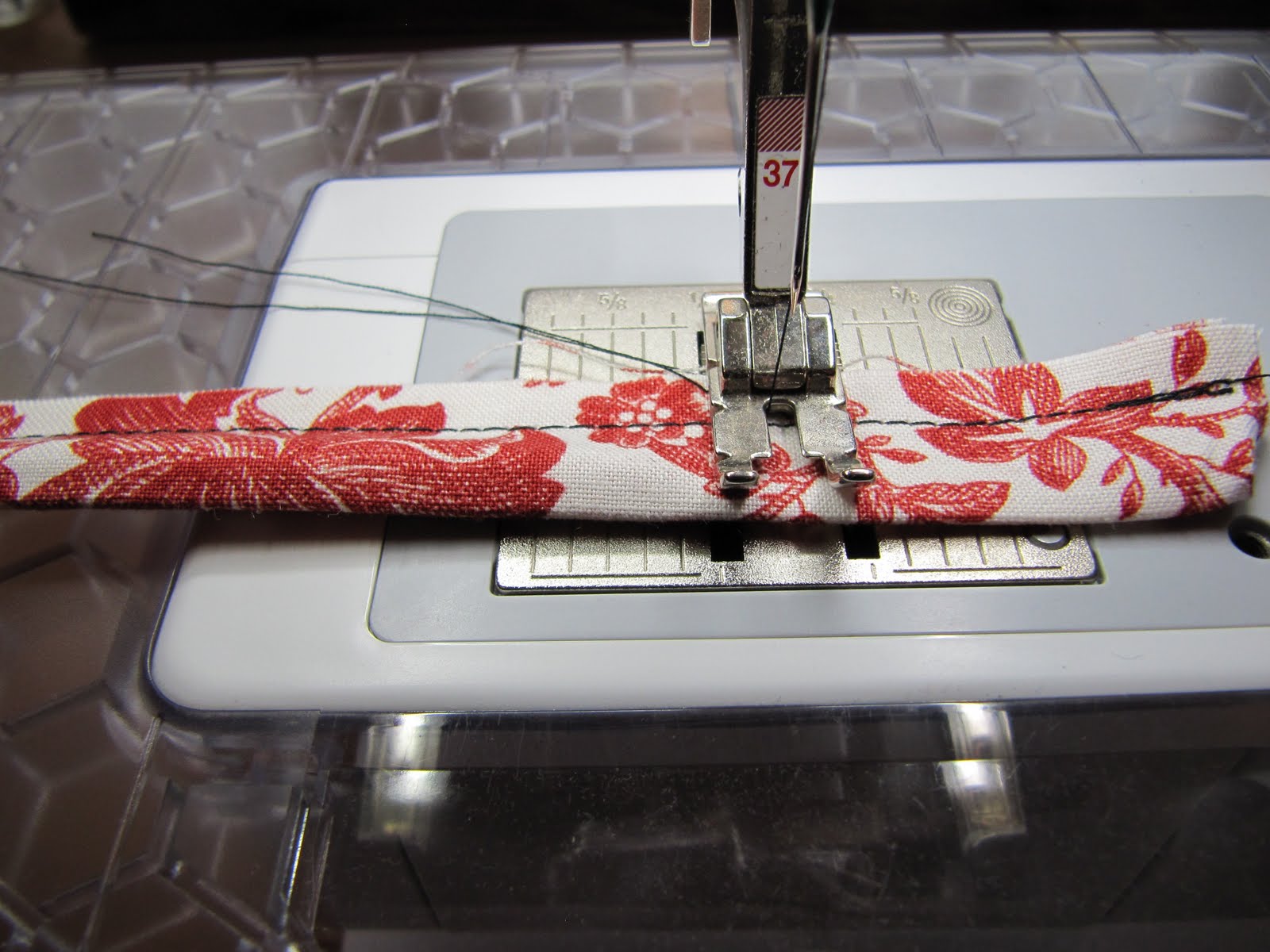 Sew Many Ways... Fabric Twist Tie...