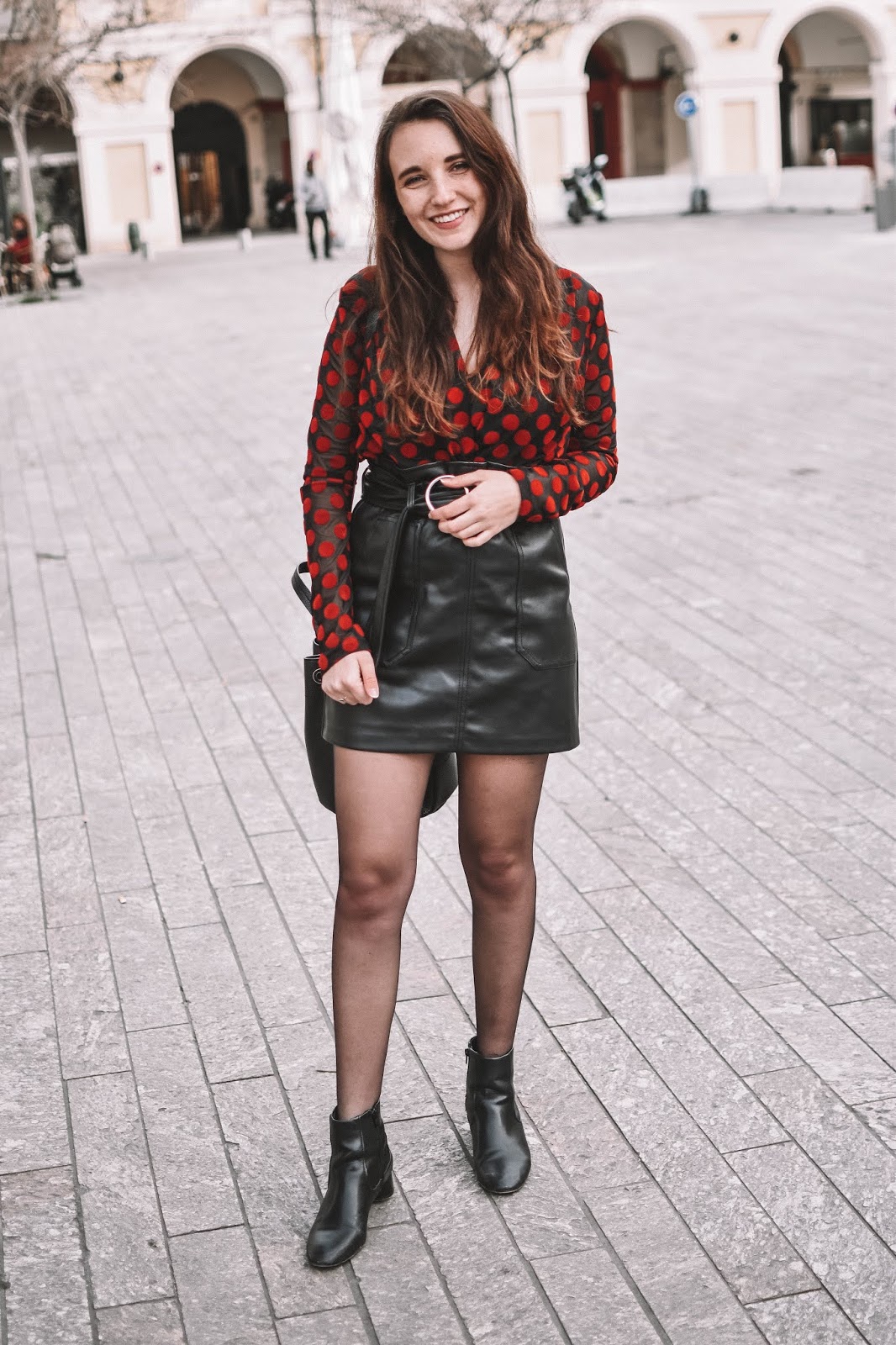 LOOK FOR VALENTINE'S DAY - Fashionmylegs : The tights and hosiery blog