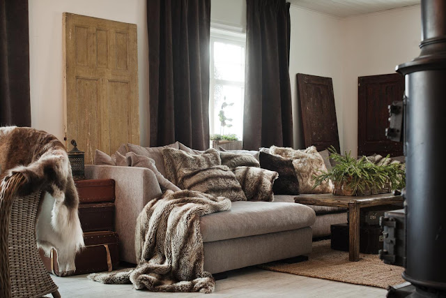 Cozy home in the Swedish countryside with natural festive decoration