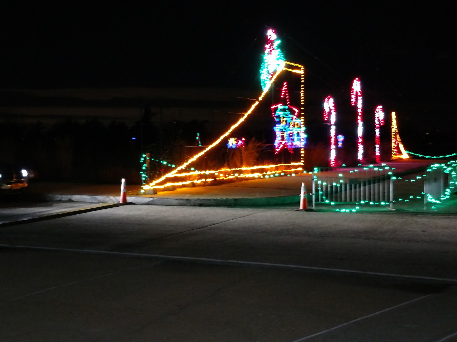 songbird's crazy world Jones Beach holiday light show