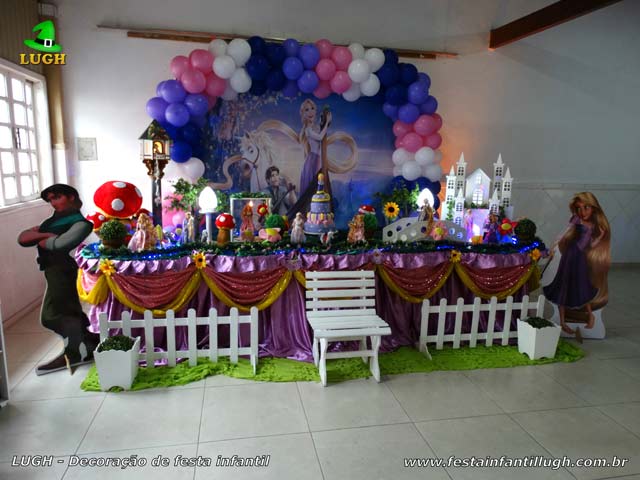 Decoração luxo para aniversário tema Os Enrolados forrada com tecido pano Decoração luxo aniversário tema Os Enrolados forrada com tecido pano - Recreio - RJ