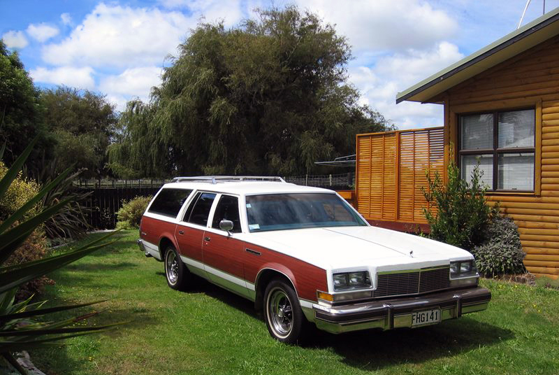 transpress nz 1977 Buick station wagon