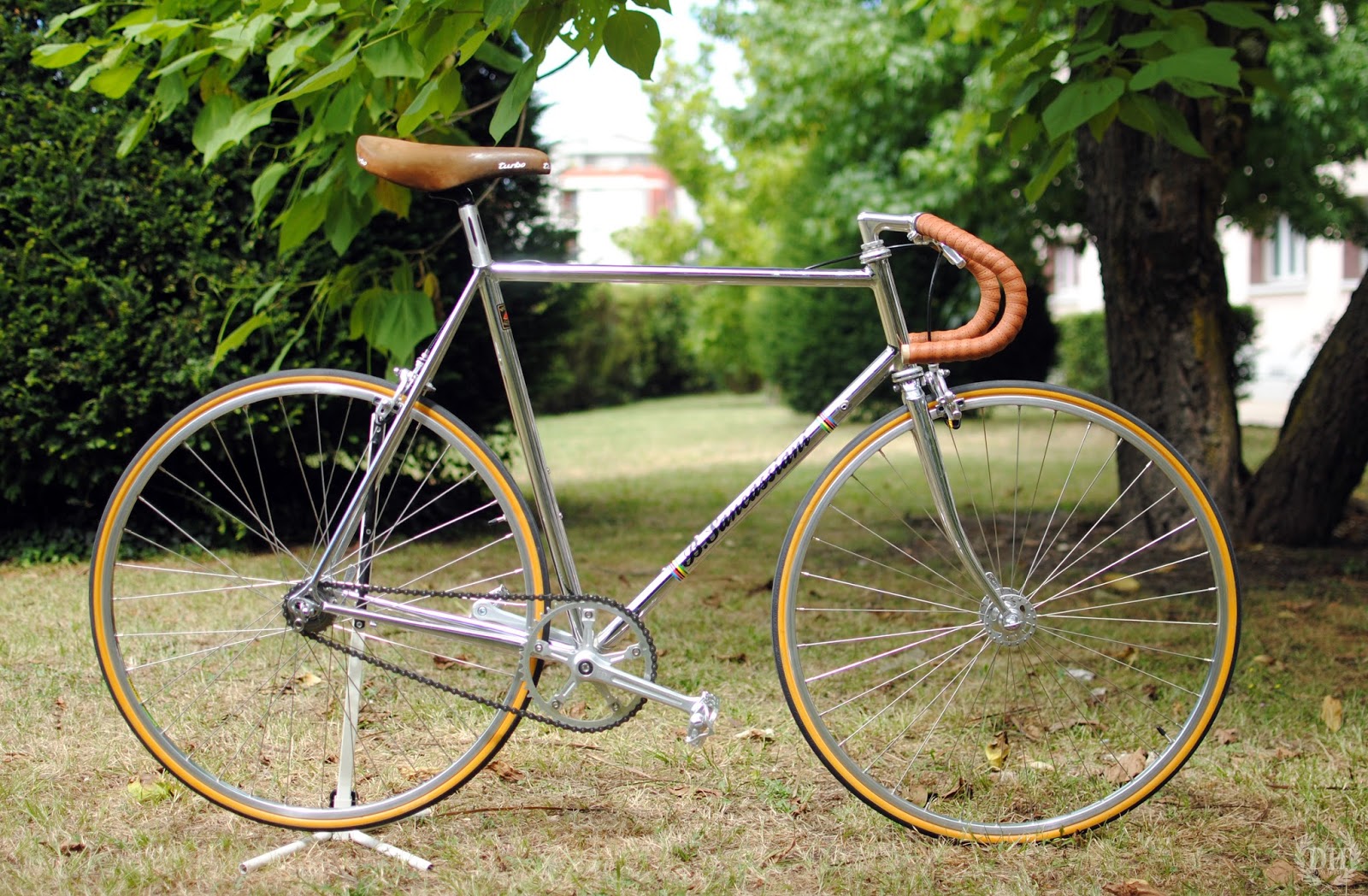 Cycles Marchi réparateur de vélo à Lyon , spécialiste du fixie à Lyon