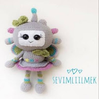 PATRON ROBOT AMIGURUMI 27350