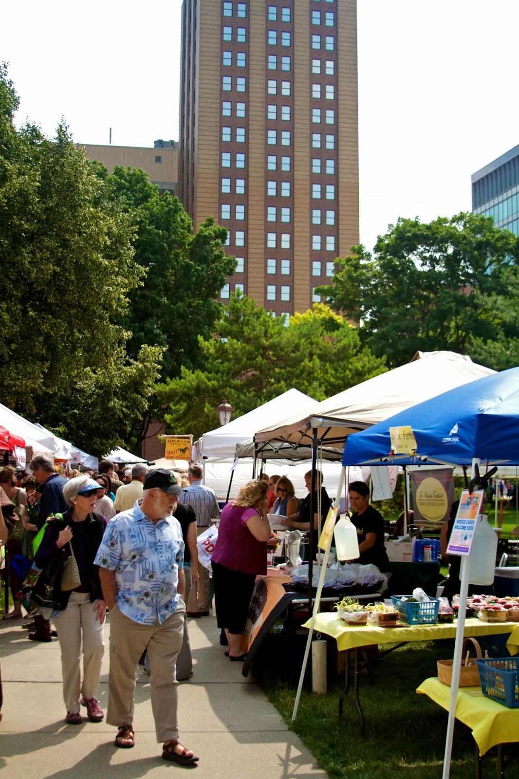 2014 Michigan Farmers Market at the Capitol