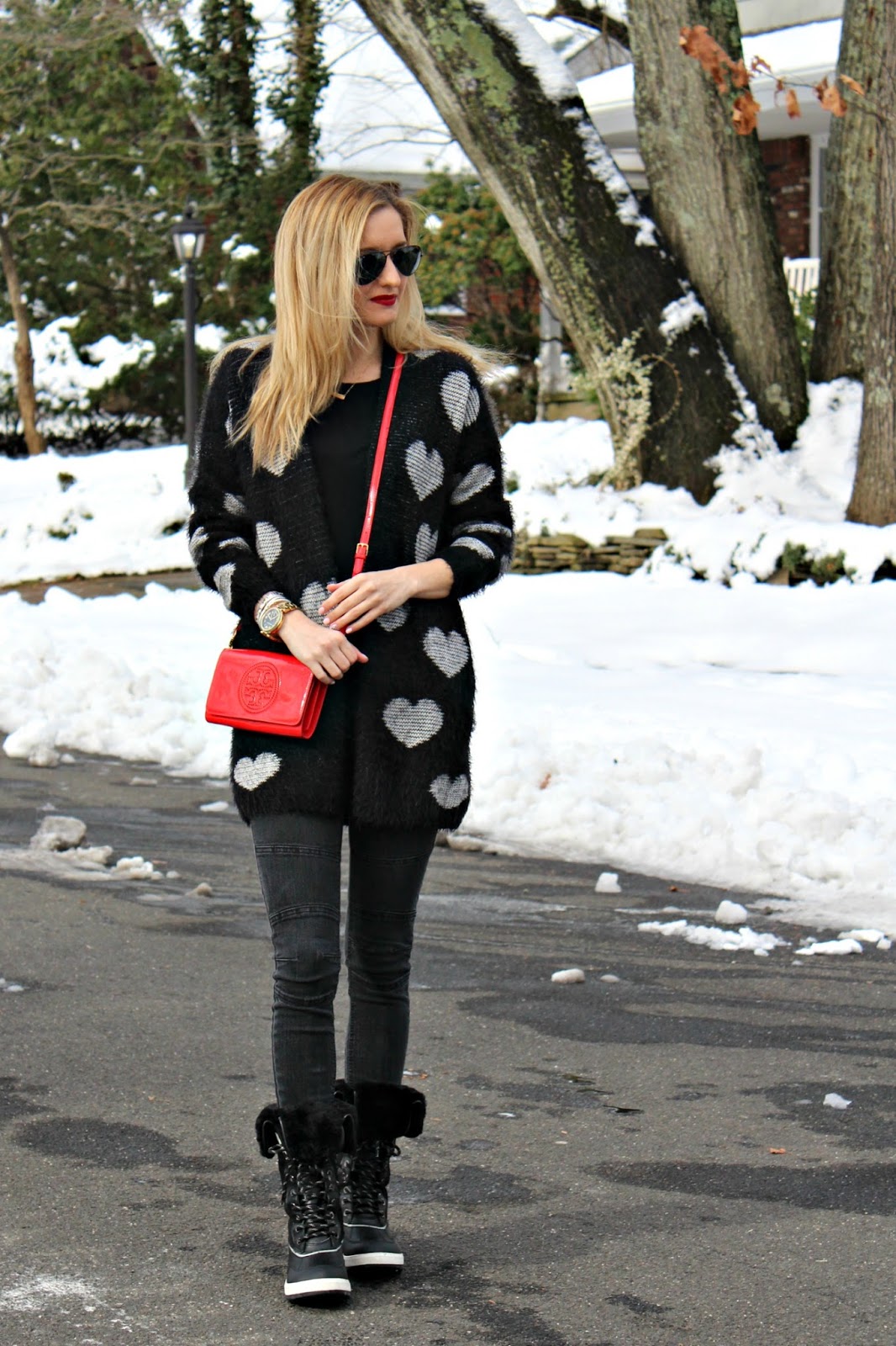 Michelle's Pa(i)ge Fashion Blogger based in New York COZY VALENTINE