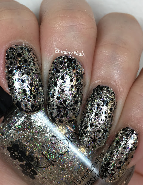 ehmkay nails year's eve nail