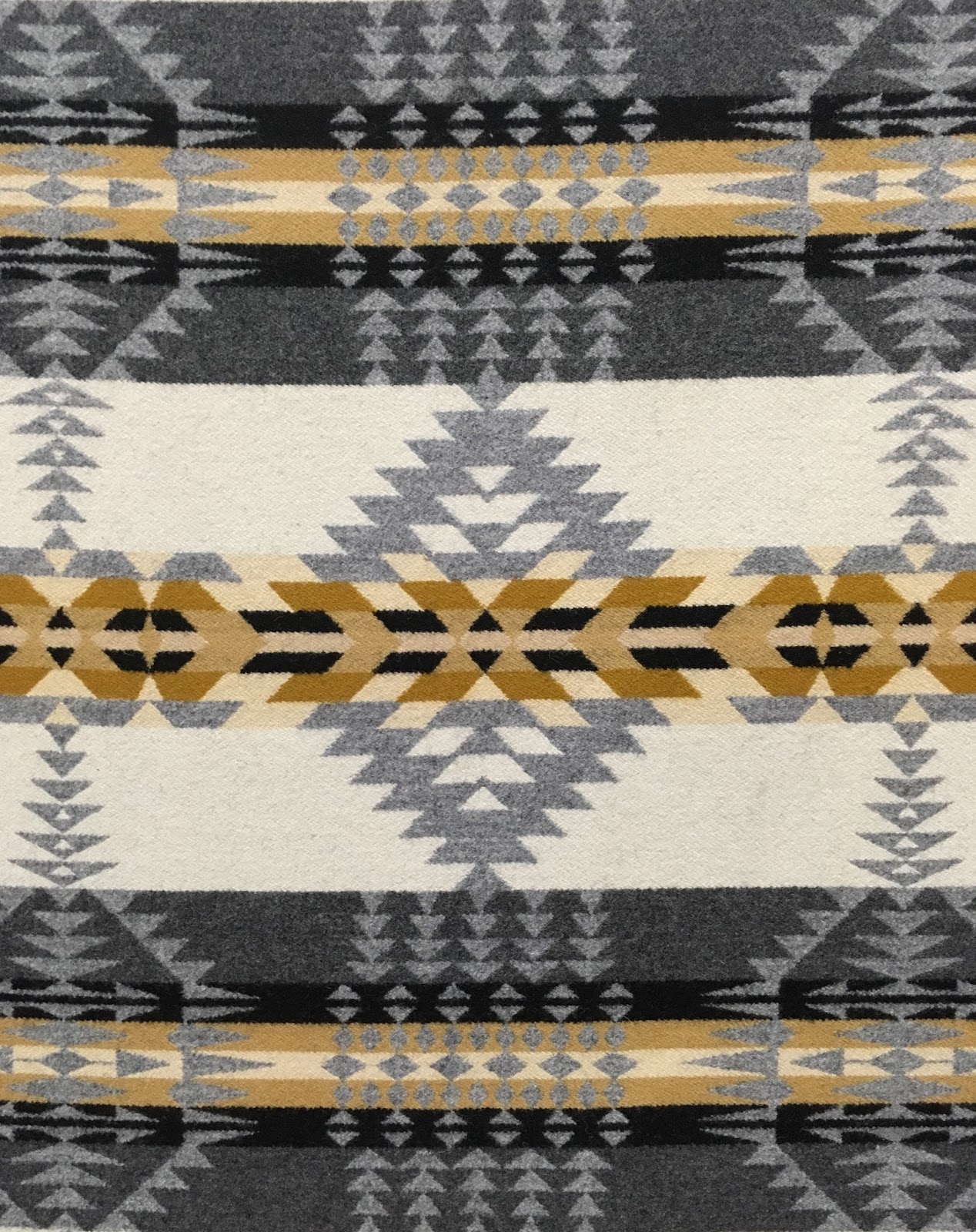 Pendleton Woolen Mill Store Blanket Weight Wool Jacquards