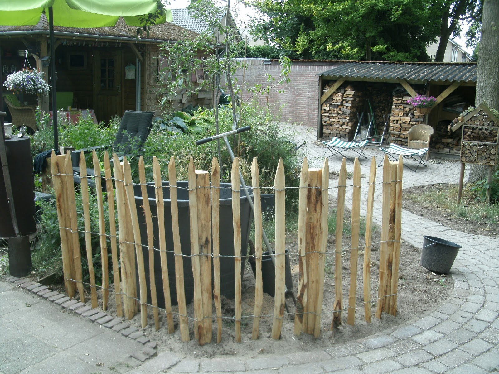 Anderson cottage: en weer een productief dagje vandaag , buiten ...