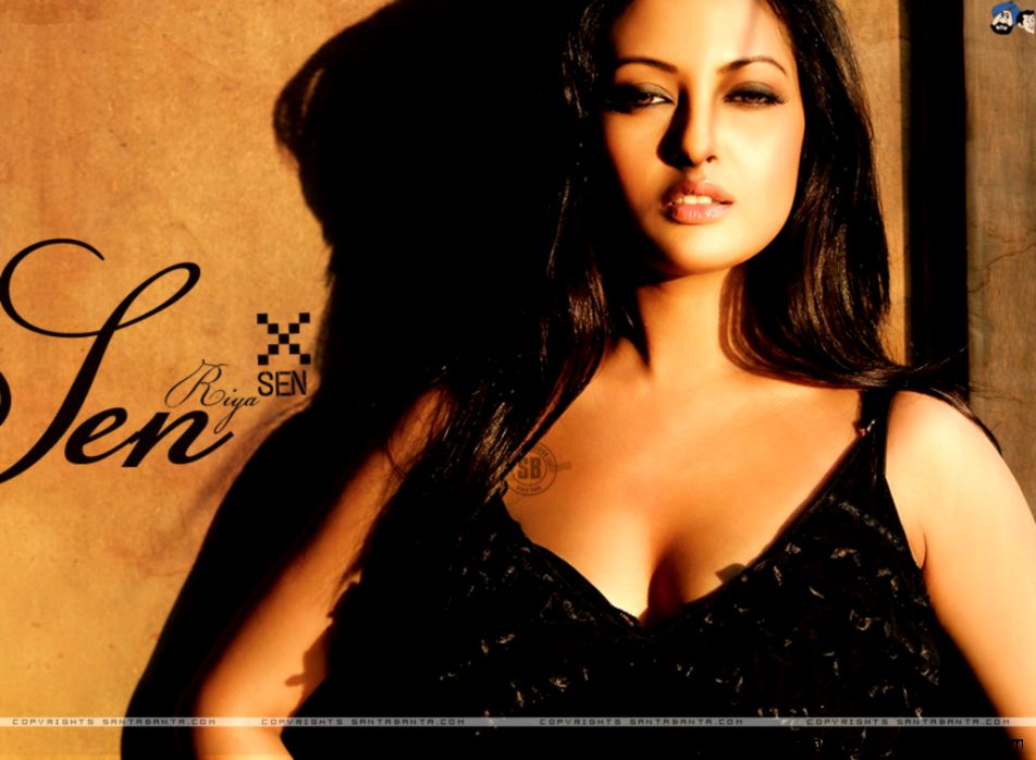 Riya Sen   Free Computer Wallpapers