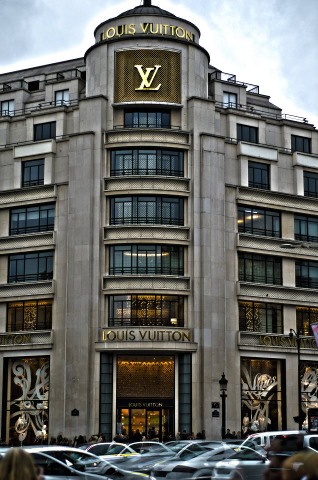 Louis Vuitton - Hotel Au Manoir St Germain des Prés