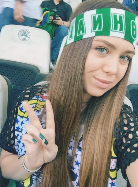 Η κόρη του Σαραβάκου είναι κούκλα και… "βαμμένη" Παναθηναϊκός! (pics)