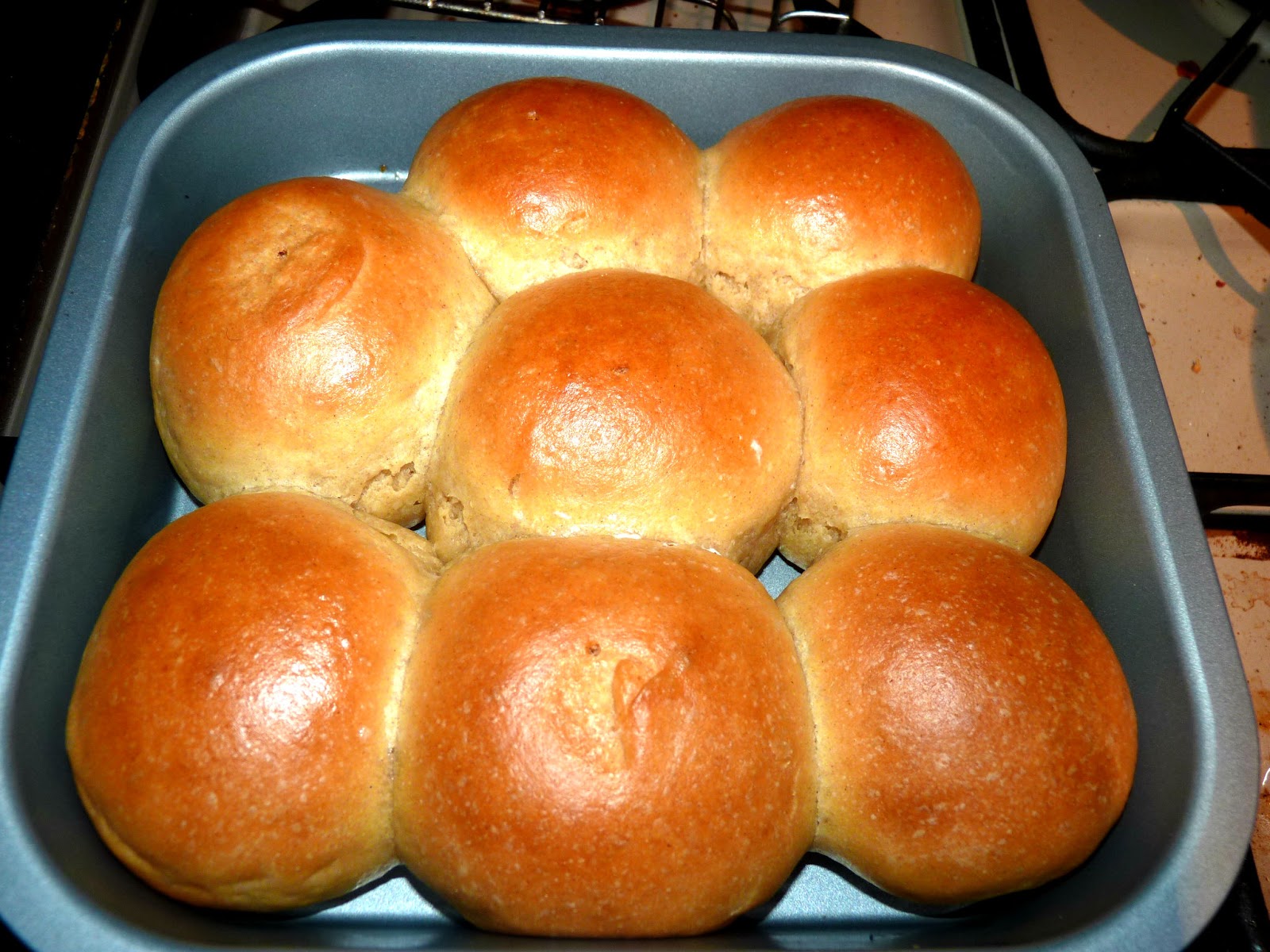 Chitranna No Egg Dinner Rolls