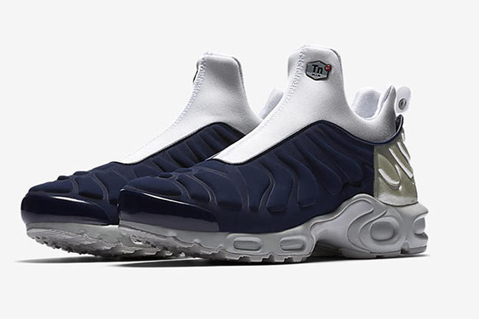 nike air max plus slip