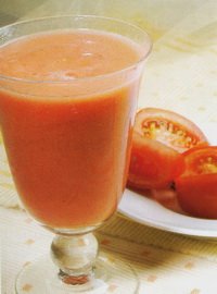 Jus tomat campur jeruk nipis untuk wajah