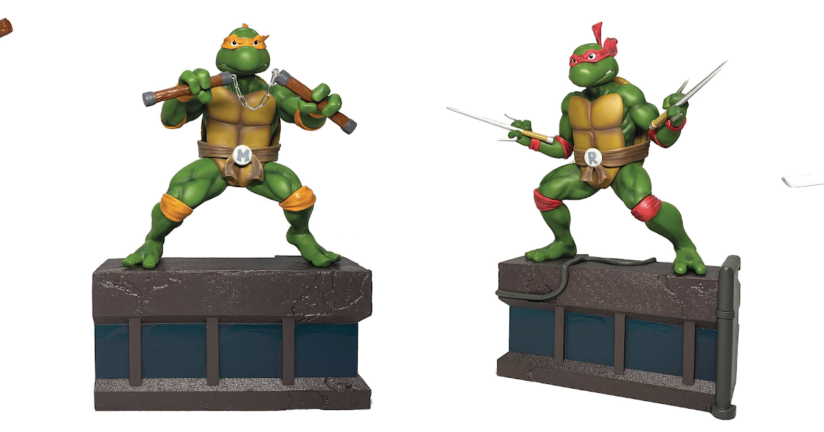 PCS Collectibles Teenage Mutant Ninja Turtles: Donatello 1:8 Scale PVC  Statue, Multicolor