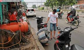 Tukang Tambal Ban Tampal%2BBan%2Bimages