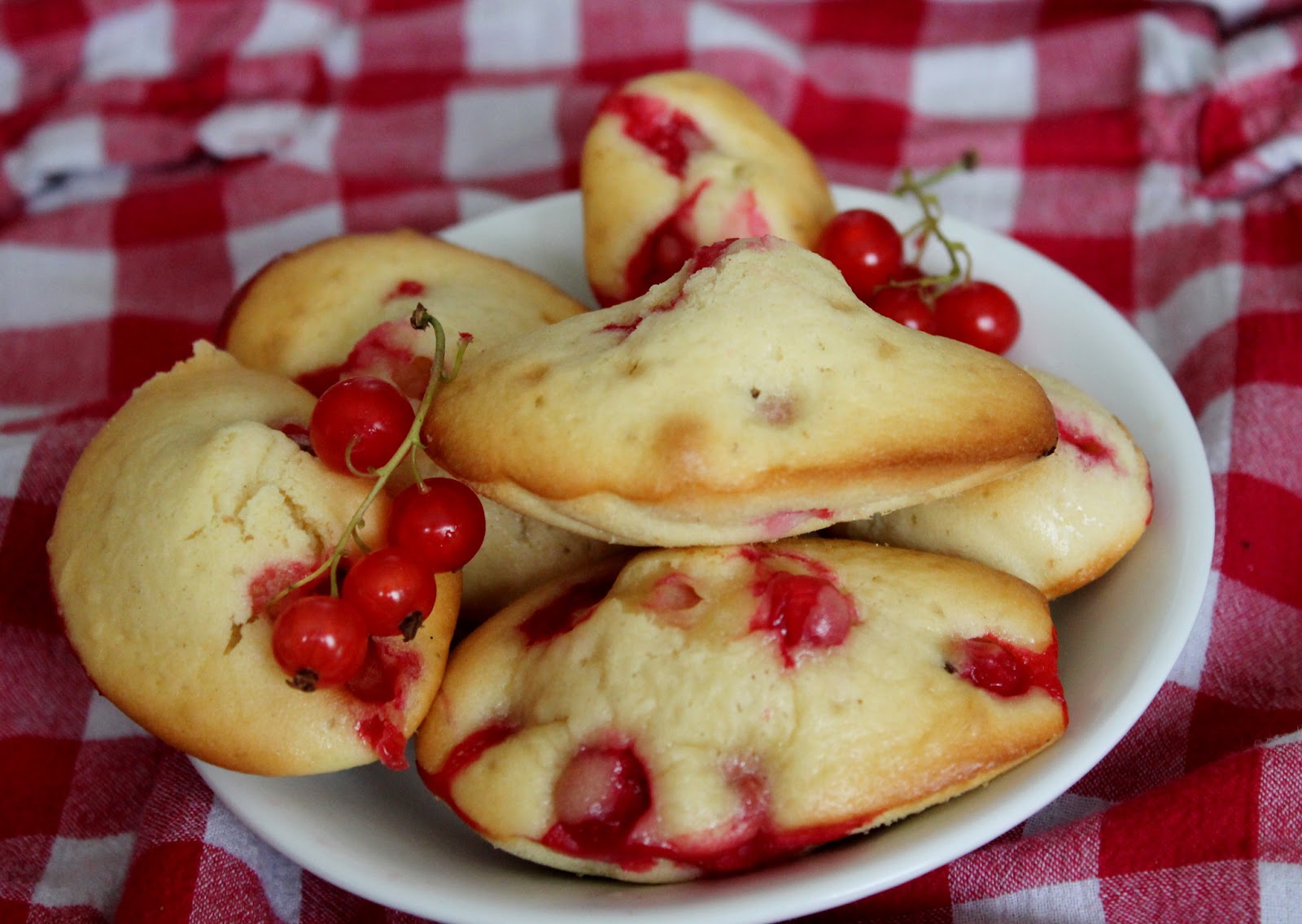 Madeleines chocolat blanc groseilles