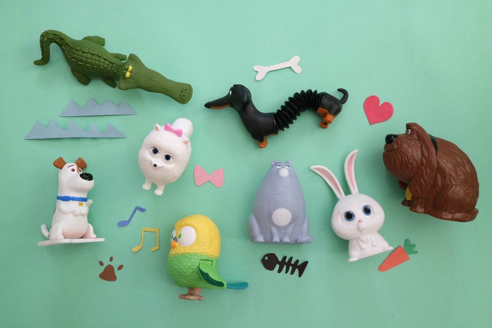 The Secret Life of Pets Happy Meal! ARTSY FARTSY AVA