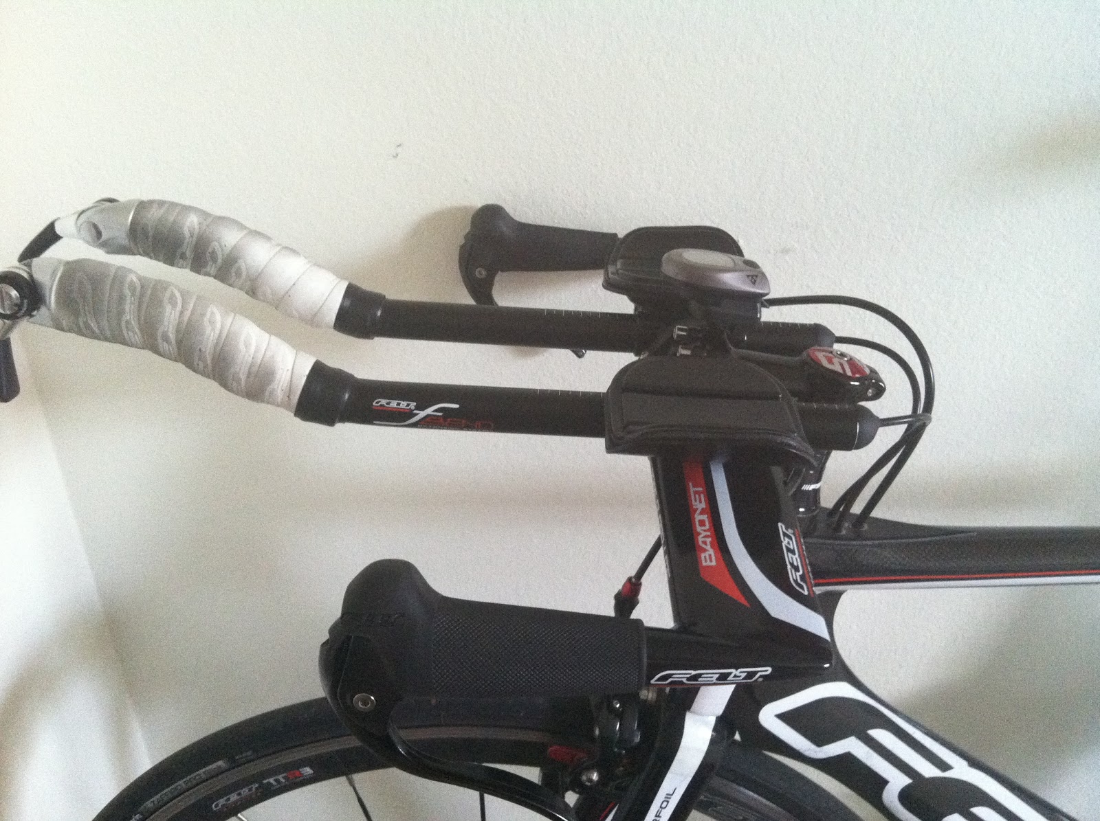 Y Rocket How To Carry Water Bottles On The Bike For Triathlon