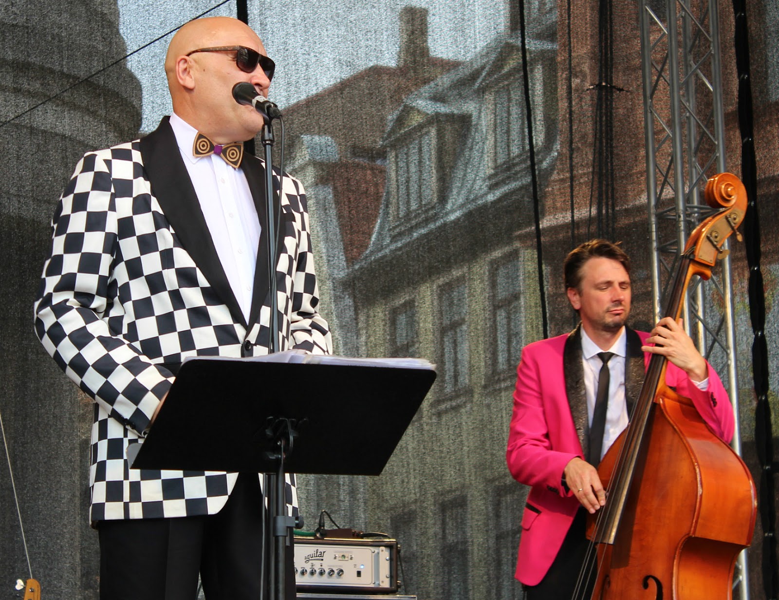 Рижскую музыкальную. Рижскую музыкальную. Рижский рок-клуб. Рижскую музыкальную. Рижскую музыкальную.