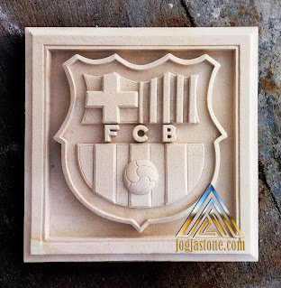 logo barca dibuat dari batu alam paras jogja / batu putih