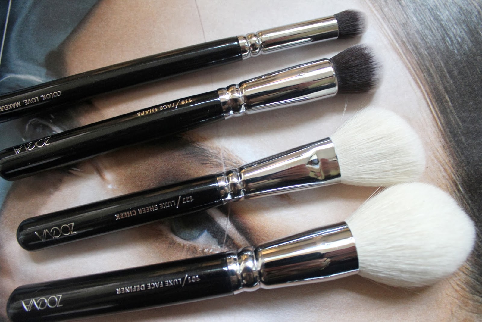 Zoeva Brushes LITTLE RED