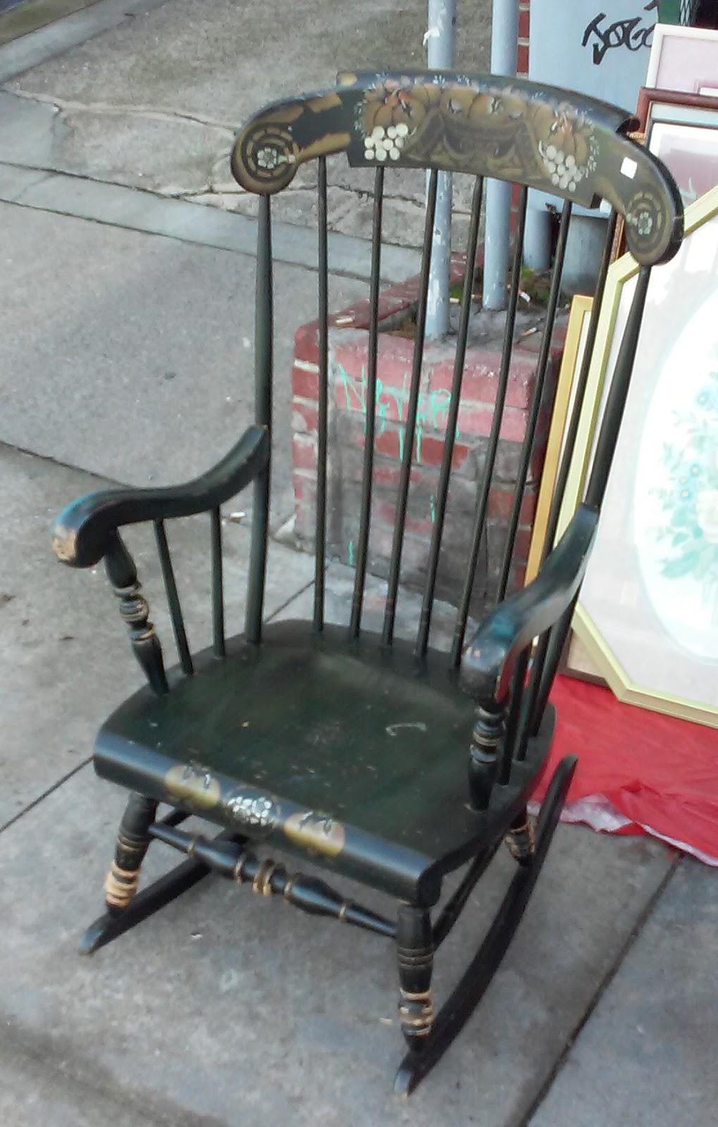 UHURU FURNITURE & COLLECTIBLES SOLD **BARGAIN BUY**23571 Vintage