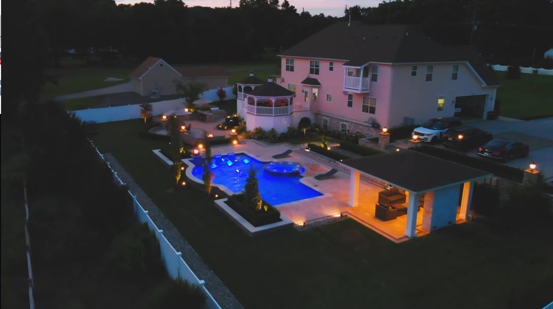 30 Photos vs. 123 Church Ln, East Brunswick, NJ Interior Design Luxury Home Tour