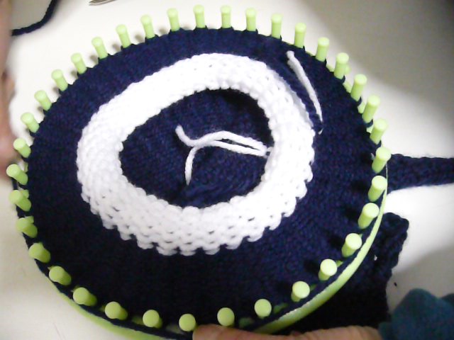 Como hacer gorros de lana, con telar circular