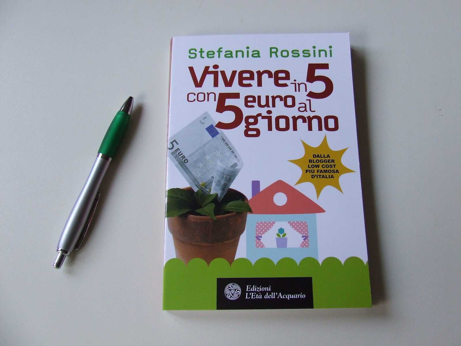 lineecurve: Letture: come vivere in 5 con 5 euro al giorno