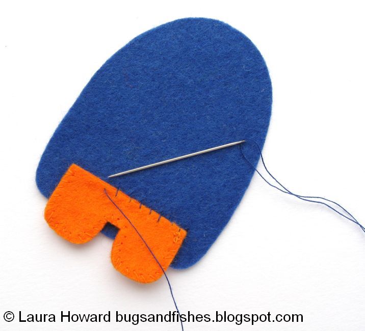 Bugs and Fishes by Lupin: Guest Post: Felt Tree Stump Pincushion