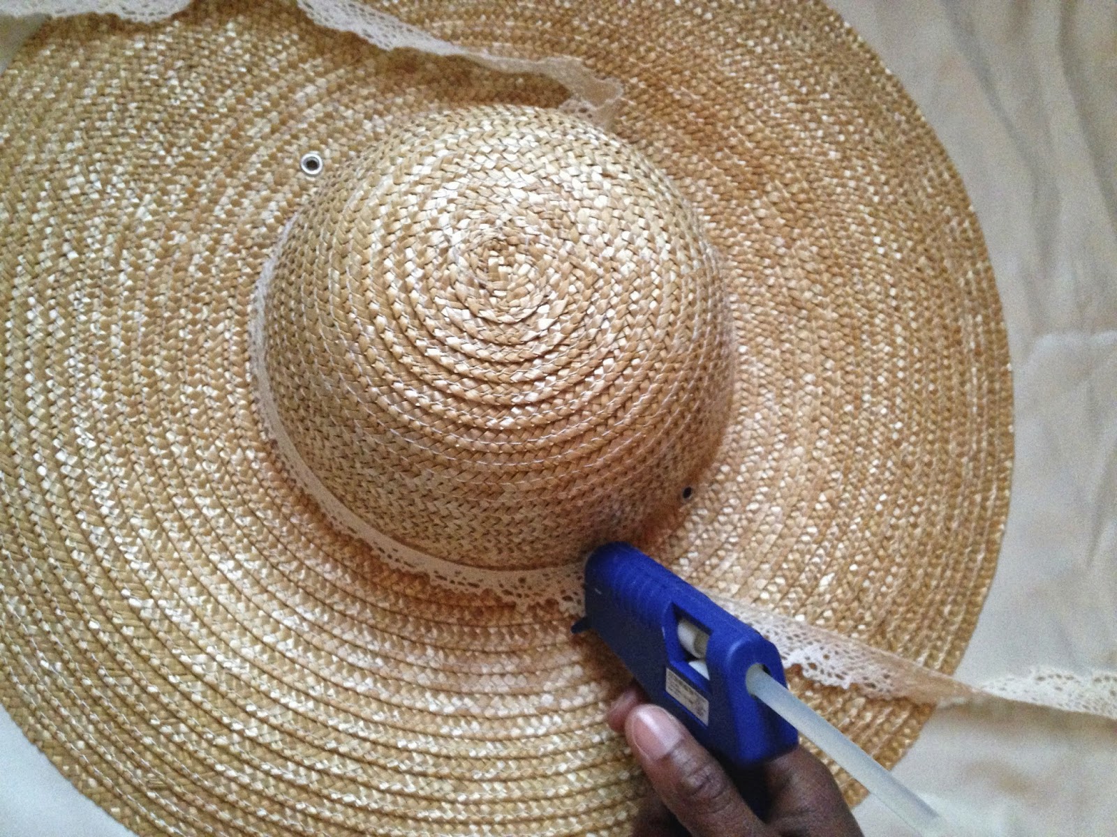 SpicyCandyDC DIY 3 Spring Straw Hats