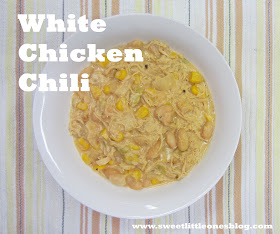 The Best White Chicken Chili Recipe - Very Easy!  www.sweetlittleonesblog.com