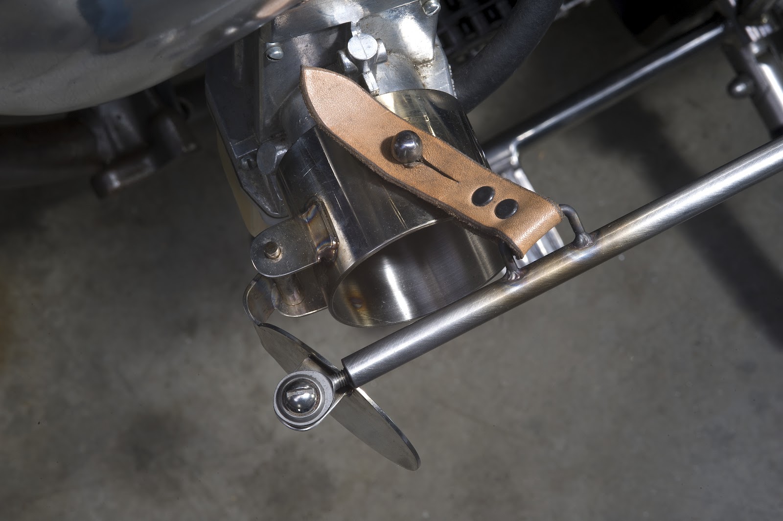 Black Swan Trust "Knuckle Game" by Lock Baker of Eastern Fabrications