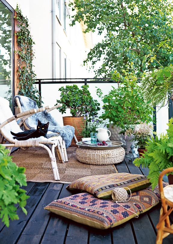 belle maison: Cozy Outdoor Living for Small Spaces belle maison: Cozy Outdoor Living for Small Spaces on Small Backyard Living Spaces id=39926