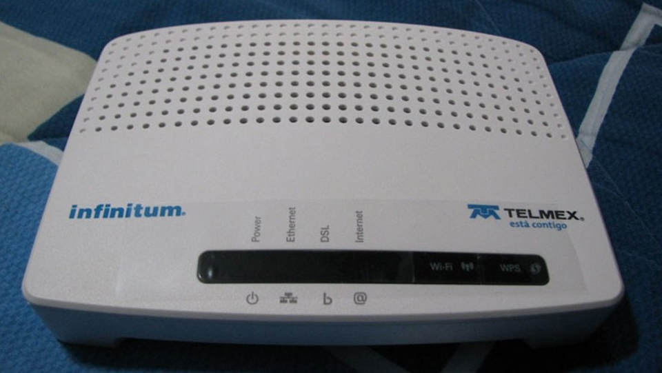 Tips y optimisación Windows Editando módem Infinitum