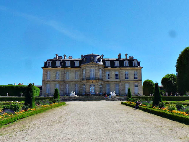 Château Champs sur Marne Ile de France Seine et Marne CMN Centre des Monuments Nationaux 18e siècle monument historique