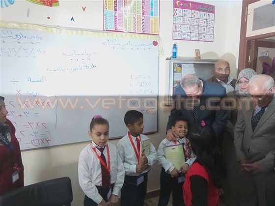 إدارة مدرسة ببورسعيد تمنع الطلاب من عطلتهم الرسمية علشان سيادة الوزير يفتتح المدرسة 6736