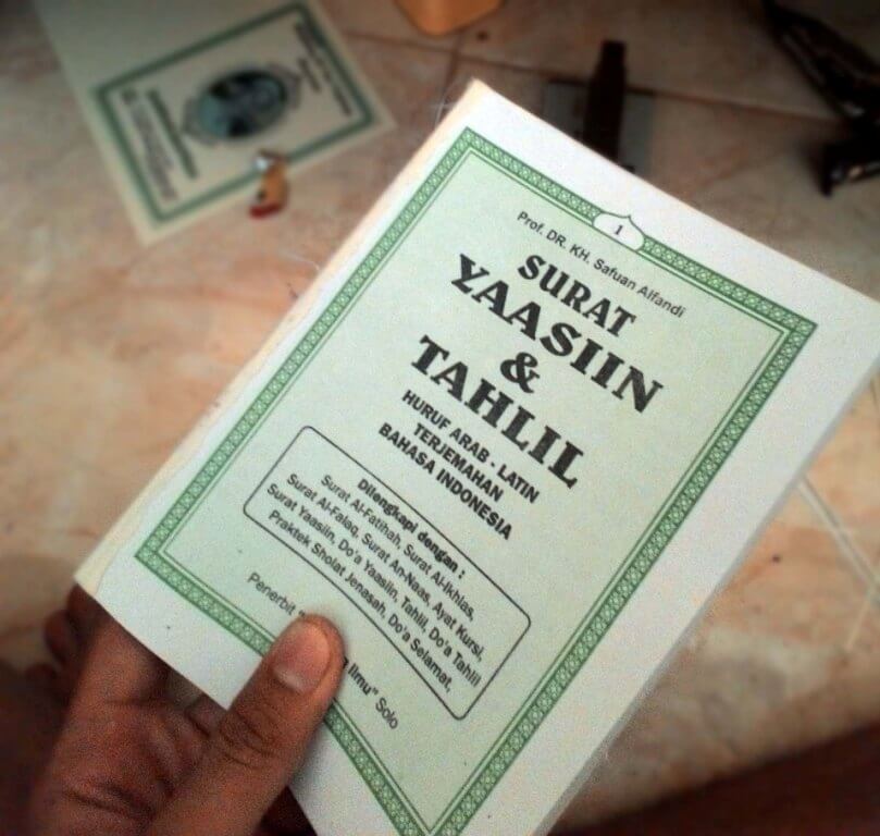 Cara Membuat Buku Yasin Sendiri Mulai dari Desain Cover