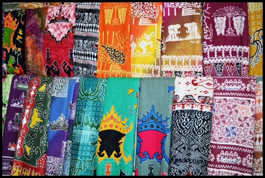 bee in da club: Batik Lampung